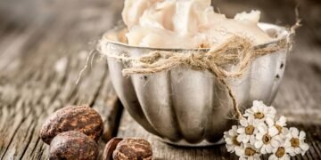 O toque nutritivo que deixa a pele mais firme, macia e protegida contra o ressecamento