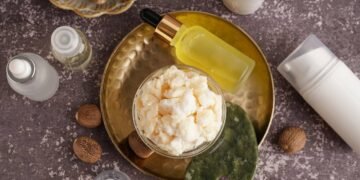 O toque nutritivo que deixa a pele mais firme, macia e protegida contra o ressecamento