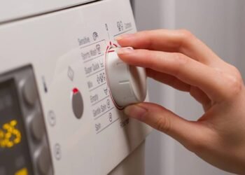 Erro comum na máquina de lavar que gasta mais água sem você notar