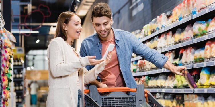 Como organizar compras do mês para reduzir desperdício e economizar mais