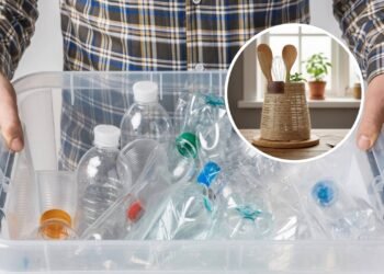 Não jogue fora as garrafas de plástico, faça essa linda ideia para organizar sua cozinha