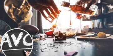 Estudos revelam que beber em excesso pode antecipar AVC em até 11 anos