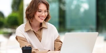 O truque que as mulheres ocupadas estão usando para manter o cabelo hidratado e cheiroso