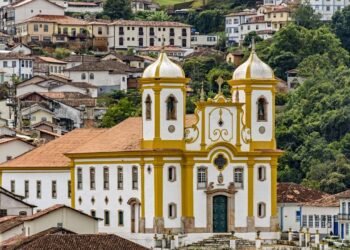 A cidade mais histórica do Brasil preserva cada rua como obra de arte