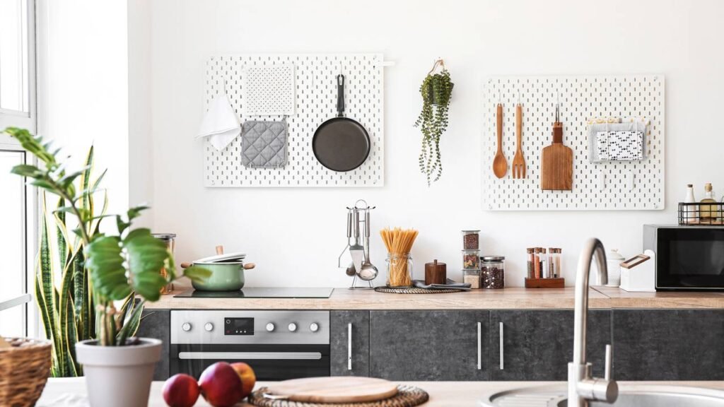 Como transformar qualquer parede da casa em um ponto funcional e bonito