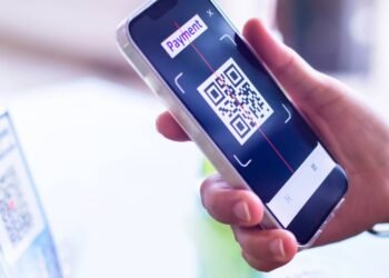 Golpe do QR Code que esvazia contas cresce e acende alerta geral