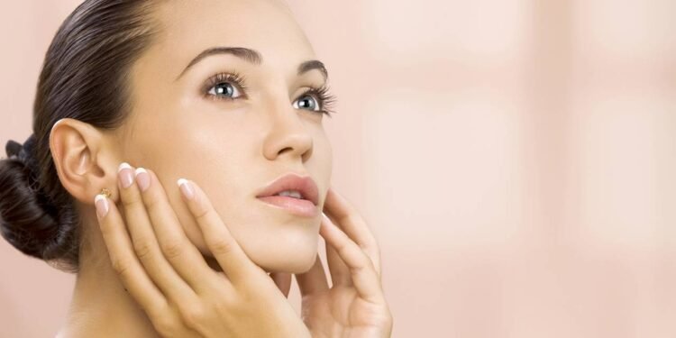 Rejuvenescimento da pele - Créditos: depositphotos.com / dmitryvavilon