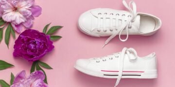 Mulheres estão abandonando o salto por esses estilos de sapatos versáteis e chiques