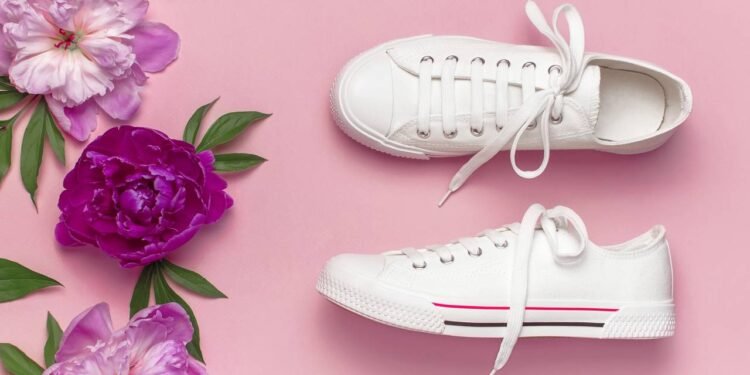 Mulheres estão abandonando o salto por esses estilos de sapatos versáteis e chiques