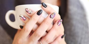 Aprenda a fazer arte nas unhas em casa e expresse sua personalidade