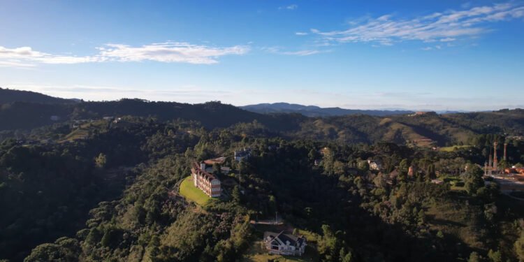Essa cidade no interior de SP situada a 1.628 metros de altitude é referência em qualidade de vida e clima europeu