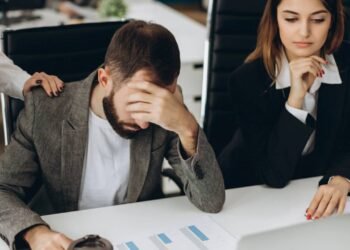 Como a ansiedade financeira dos pais afeta diretamente os filhos