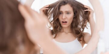 Acabe com a oleosidade do seu cabelo com um método caseiro sem agredir os fios