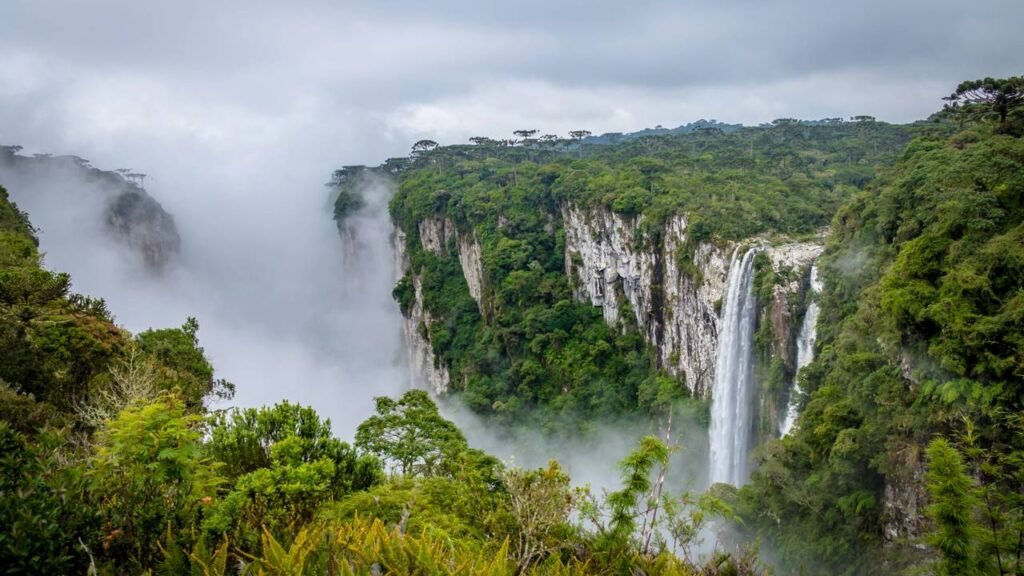 Onde a borda do abismo é um estado e o fundo é outro: a Terra dos Cânions virou Geoparque Mundial da UNESCO