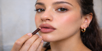 Como deixar os lábios mais volumoso (Imagem de IA)