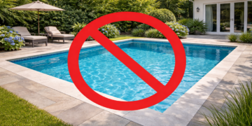 Essa piscina diferente está conquistando quintais pelo país