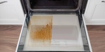 A solução mais inesperada para acabar com gordura grudada sem produtos fortes