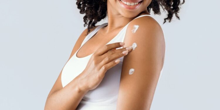 Diga adeus aos braços ásperos com esse segredo de skincare natural