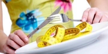 Dieta cetogênica promete milagre, mas pode causar perda de massa muscular e rebote severo