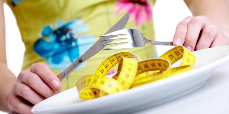 Dieta cetogênica promete milagre, mas pode causar perda de massa muscular e rebote severo