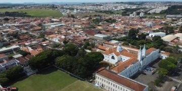 A cidade do interior paulista onde o calçado ganha o mundo, o basquete lota ginásio e a qualidade de vida é boa