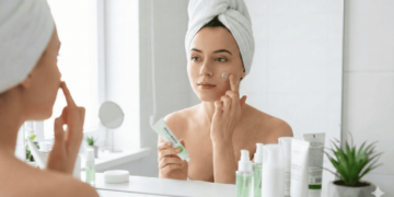 Cicatriz de acne e manchas? Saiba como essa planta asiática renova a pele