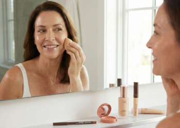 A maquiagem leve que virou favorita da pele madura