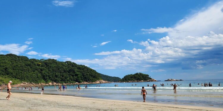Essa cidade de praias claras está conquistando quem busca viver com qualidade de vida e tranquilidade