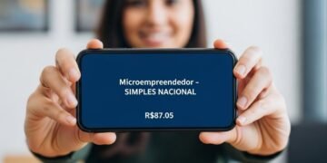 Revisão do salário mínimo para 2026 muda a base do MEI, impacta a contribuição previdenciária e redefine os valores mensais do Simples Nacional