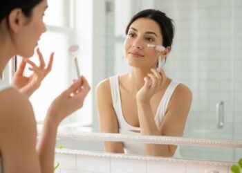 Como deixar seu rosto 10 vezes mais bonito em casa com hábitos simples e naturais