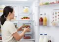 Cuidados essenciais com a geladeira para garantir alimentos seguros e frescos para a ceia