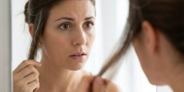 Diga adeus às tintas para cobrir fios brancos! Veja o remédio caseiro que ajuda a proteger a cor dos cabelos