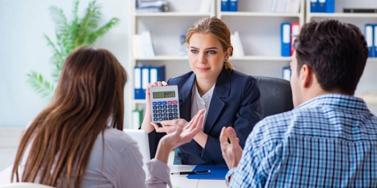 Milhares de brasileiros estão migrando de banco para reduzir parcelas sem aumentar a dívida
