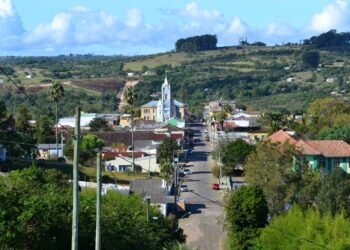 Essa cidade no interior de Minas Gerais impressiona com qualidade de vida e educação