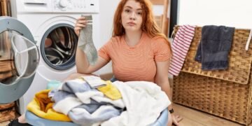 Esse erro com sabão tá estragando lavadoras e quase ninguém sabe