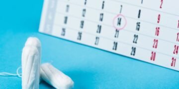 Menstruação forte demais? Pode ser sangramento anormal