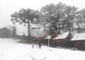A cidade brasileira onde a neve transformou a paisagem e atrai olhares no inverno