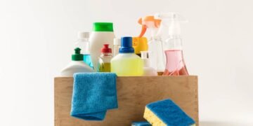 Dicas simples para cortar o gasto com limpeza e manter tudo brilhando