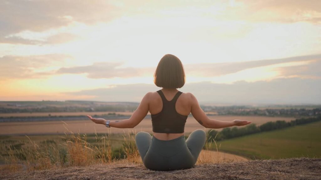 Como aliviar tensão física e mental com um exercício de respiração de 2 minutos