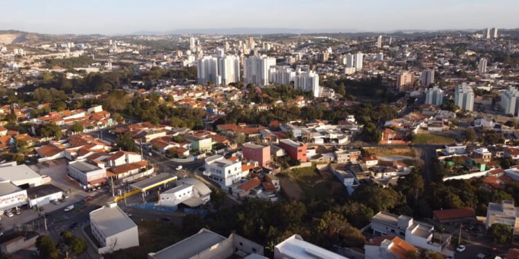 Valinhos, São Paulo – A charmosa cidade do interior encanta com natureza, clima agradável e qualidade de vida exemplar // Créditos: YouTube @SkyDrone_Solutions