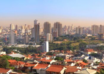 A cidade do interior que combina desenvolvimento de metrópole com a tranquilidade que falta na capital