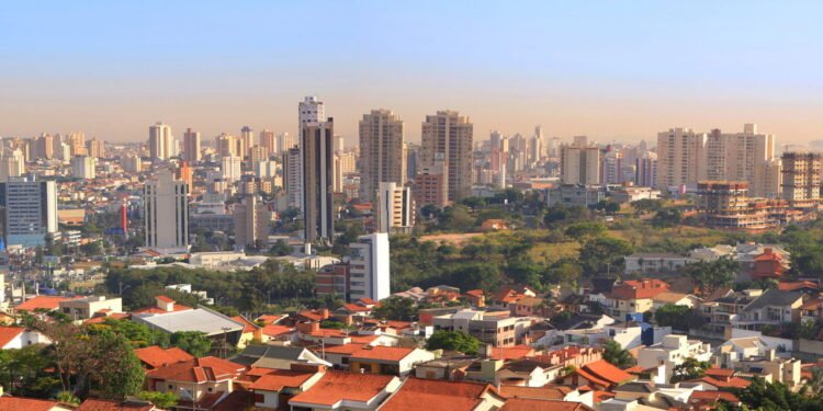 Sorocaba, a “Manchester Paulista”, combina inovação, cultura e qualidade de vida // Créditos: depositphotos.com / snehitdesign