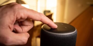 5 funções ‘escondidas’ da Assistente Alexa que você está ignorando e que podem cortar sua conta de luz mais rápido do que você imagina