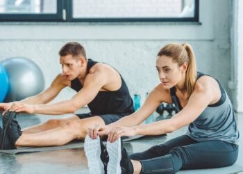 Corpo rígido nunca mais, a rotina de 3 passos que devolve sua mobilidade agora