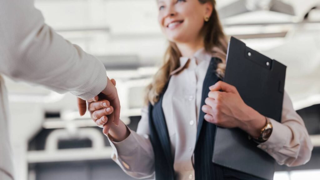 O aperto de mão revela mais sobre você do que imagina