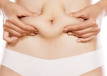 Pare de fazer mil abdominais foque nestes 3 exercícios que funcionam hoje