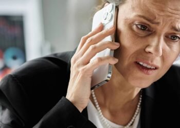 O que significa a síndrome de burnout no trabalho e como ela é reconhecida, segundo a ciência