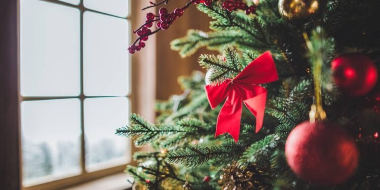 As famílias estão usando as cores para criar climas específicos, como um ambiente mais aconchegante, sofisticado ou minimalista - Créditos: depositphotos.com / ArturVerkhovetskiy