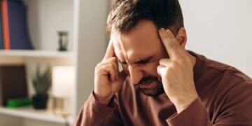 A bebida natural que alivia a tensão e combate a dor de cabeça leve