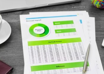 Como identificar tarifas bancárias desnecessárias e cortar custos